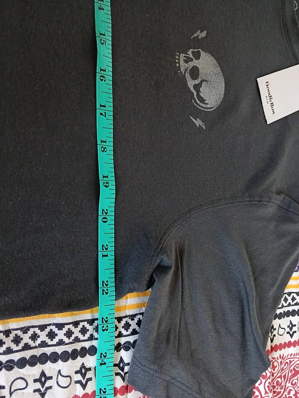 Goodfellow Skull T-Shirt - Picture 4 of 9